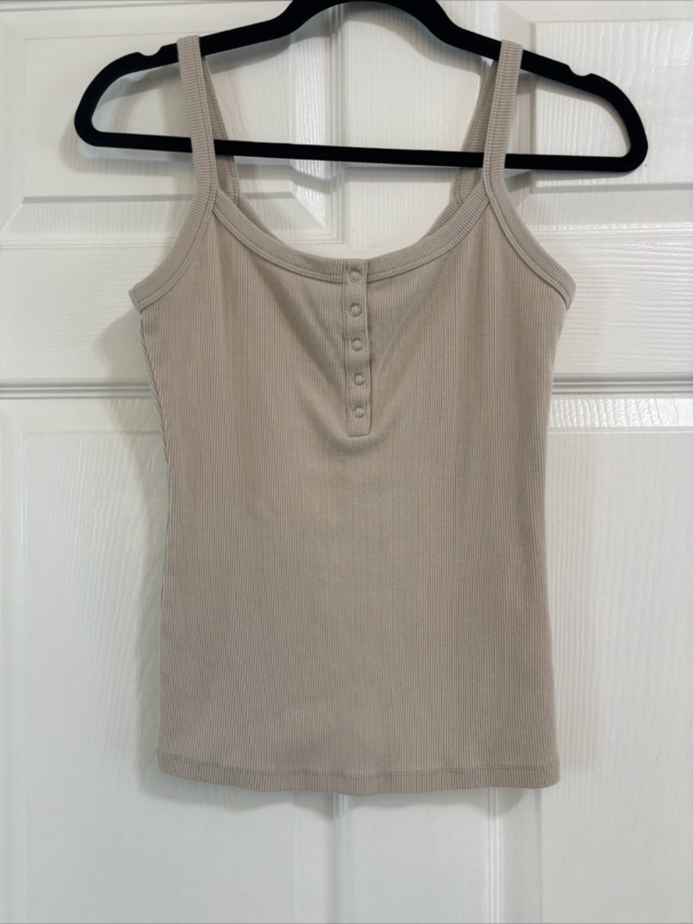 Abercrombie and fitch tan snap button tank top